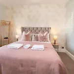 Apartman The Stables Luxury House With Hot Tub