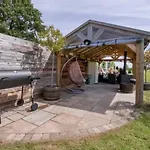 The Stables Luxury House With Hot Tub
