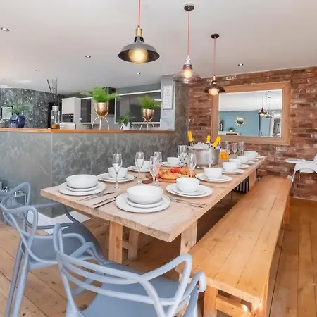 The Stables Luxury House With Hot Tub Daire York