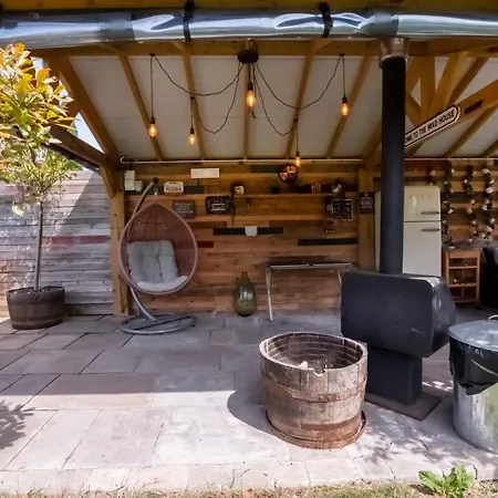 The Stables Luxury House With Hot Tub