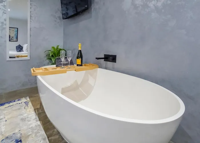 The Stables Luxury House With Hot Tub 公寓 *