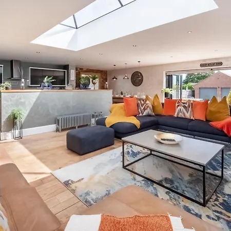 The Stables Luxury House With Hot Tub Apartmán *