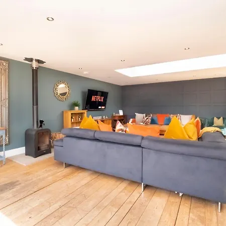 The Stables Luxury House With Hot Tub York